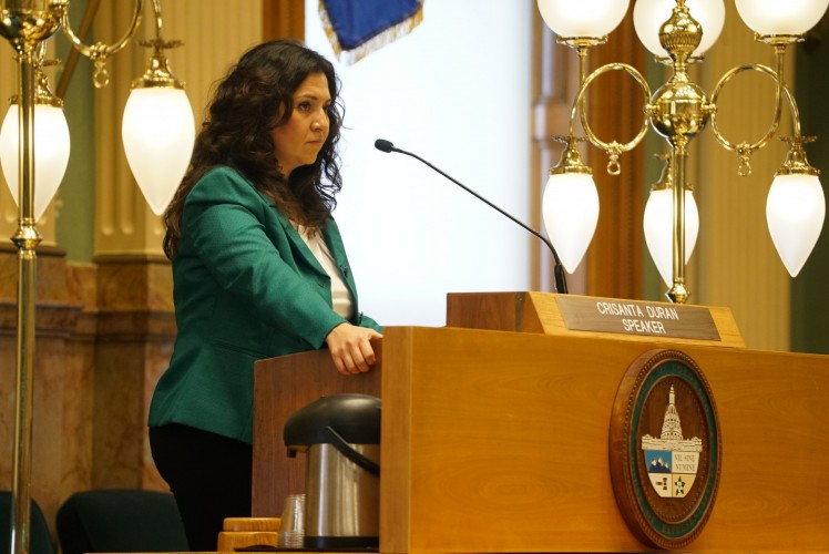 Crisanta Duran