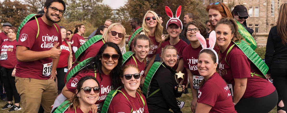 alumni at 5K event